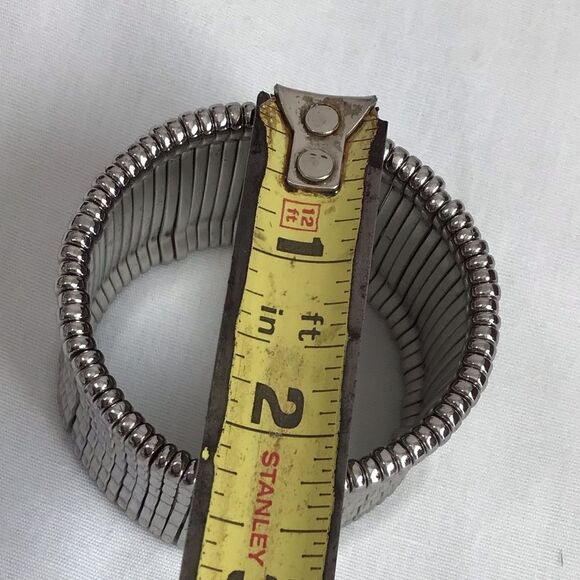 Silver Metal Column Stretch Bracelet - Picture 6 of 6